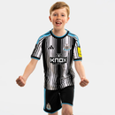 Conjunto Infantil Newcastle United I 26/27 - Preta e Branca