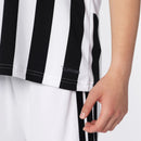 Conjunto Infantil Juventus Home 26/27 - Preta e Branca